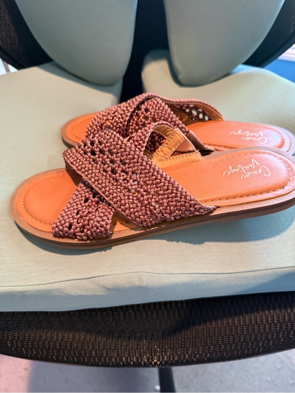 Crown Vintage Brown Sandals 8.5